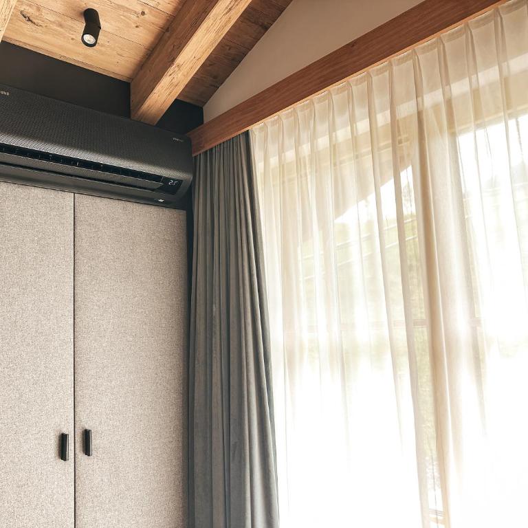Premium Chalets by ZAGLGUT, Zell am See-Kaprun - Wellness & Infinity Pool, Air Conditioning, Panoramic Views & Summer Card Included - Chalet mit 3 Schlafzimmern, Sauna und Außenbadewanne - 10