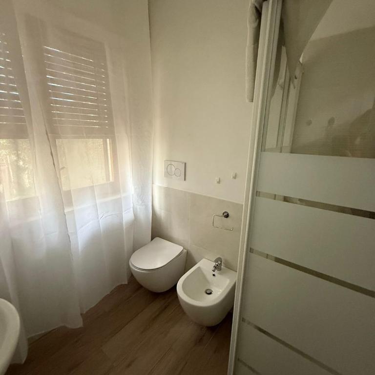 Mondello Plaza Apartments - One-Bedroom Apartment - 8