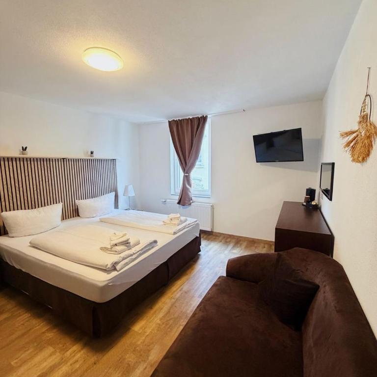 my Hostel Füssen - Doppelzimmer mit Gemeinschaftsbad - 4