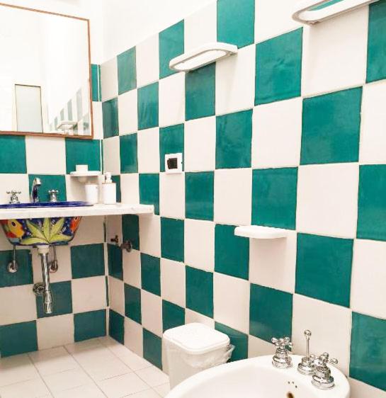 Nonna Cice House - Camera Tripla con Bagno Privato - 4