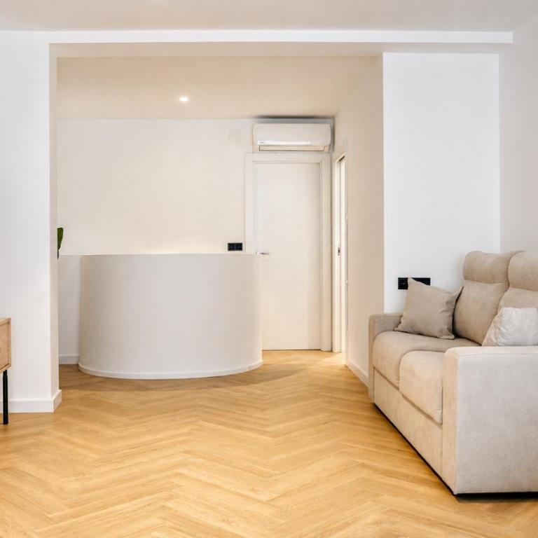 Myflats La Marina - Two-Bedroom Apartment with Terrace - 9
