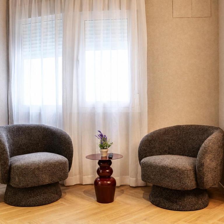 Myflats La Marina - Two-Bedroom Apartment with Terrace - 24