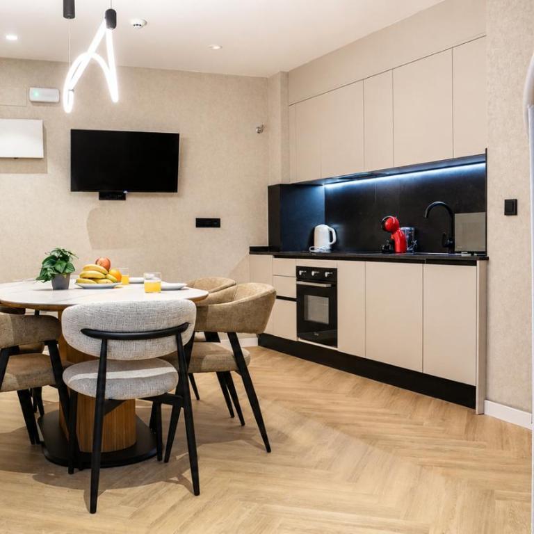 Myflats La Marina - Two-Bedroom Apartment with Terrace - 7