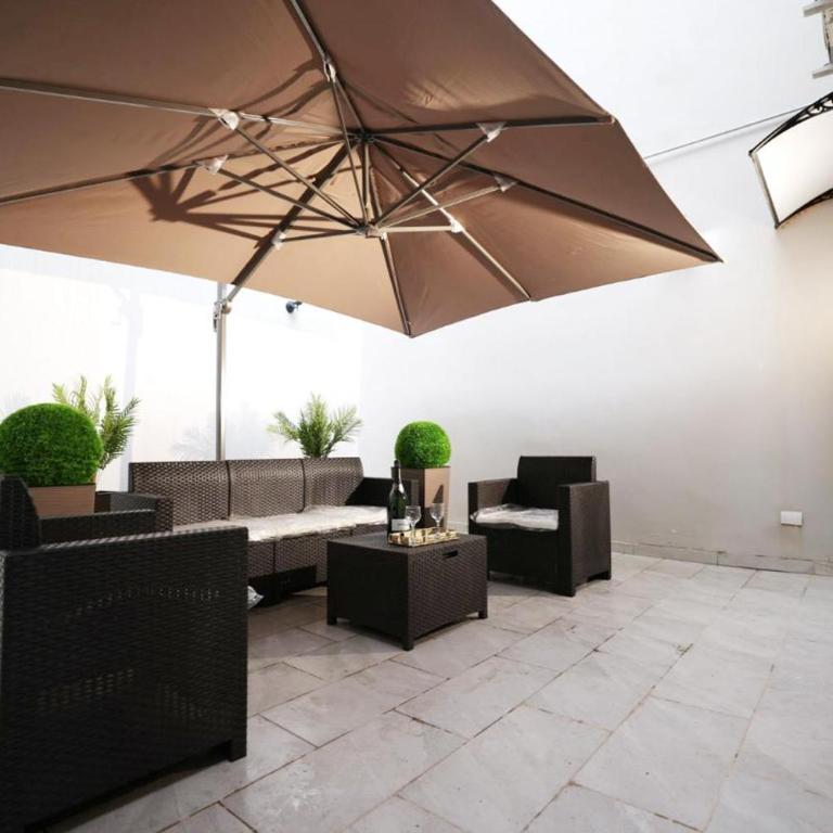 Oliva Apartment - Two-Bedroom Apartment - 13
