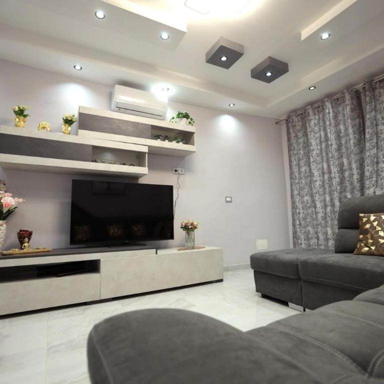 Oliva Apartment - Two-Bedroom Apartment - 18