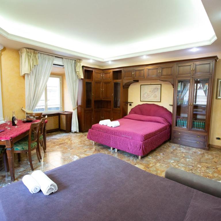 DOMUS PATRIZIA ROMANA 6 Persone - Appartamento con 3 Camere da Letto - 3