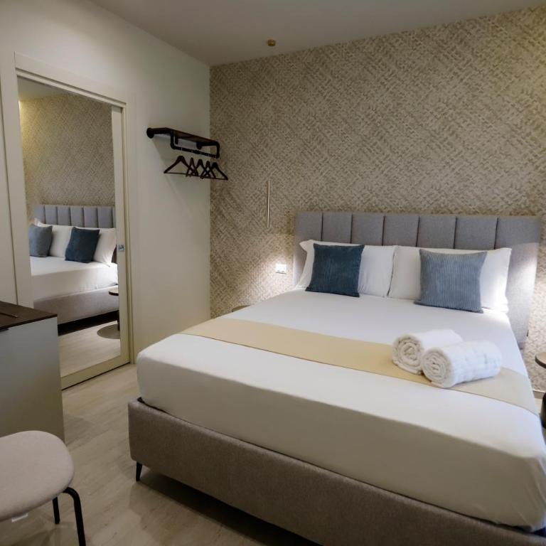 Seõra Luxury Rooms - Deluxe Doppelzimmer mit Balkon und Meerblick - 3