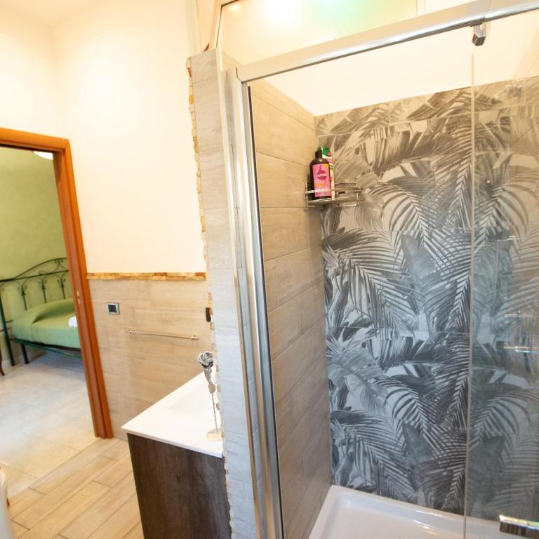 DOMUS PATRIZIA ROMANA 6 Persone - Appartamento con 3 Camere da Letto - 14