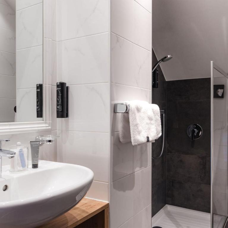 Hotel Montis - Active Nature Resort - Camera Matrimoniale Budget - 3