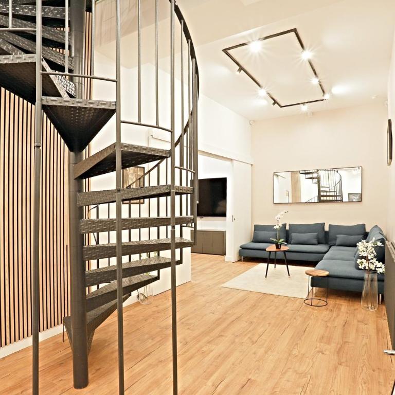 Luxurious Duplex with Private Sauna & Home Theater - Appartamento con 1 Camera da Letto - 16