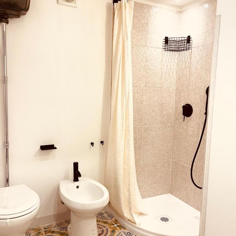 Casadeb Tribunale - Appartamento con 1 Camera da Letto - 8