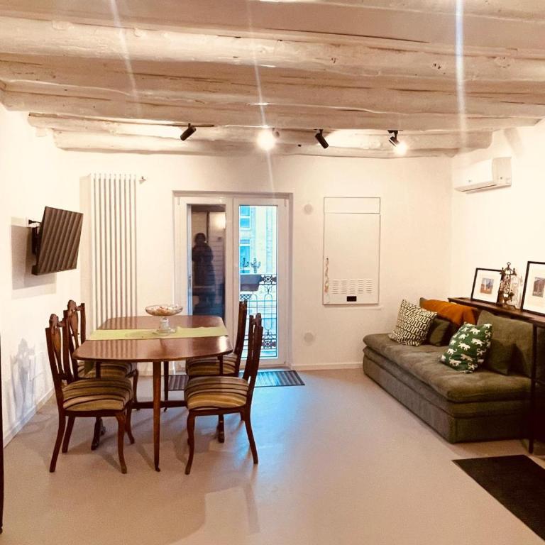 Casadeb Tribunale - Appartamento con 1 Camera da Letto - 17