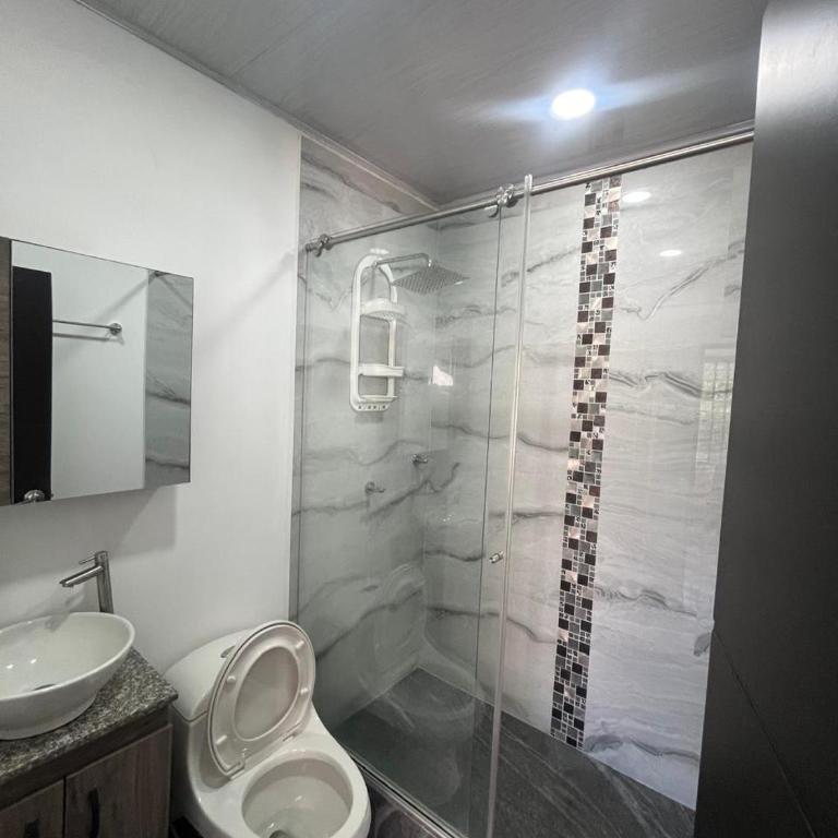 Brisas de Ensueño Carmen de Apicala - Three-Bedroom House - 10