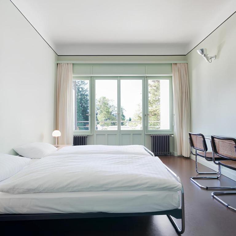 Hotel Monte Verità - Camera Comfort Doppia con Letti Singoli con Balcone e Vista Lago - 4
