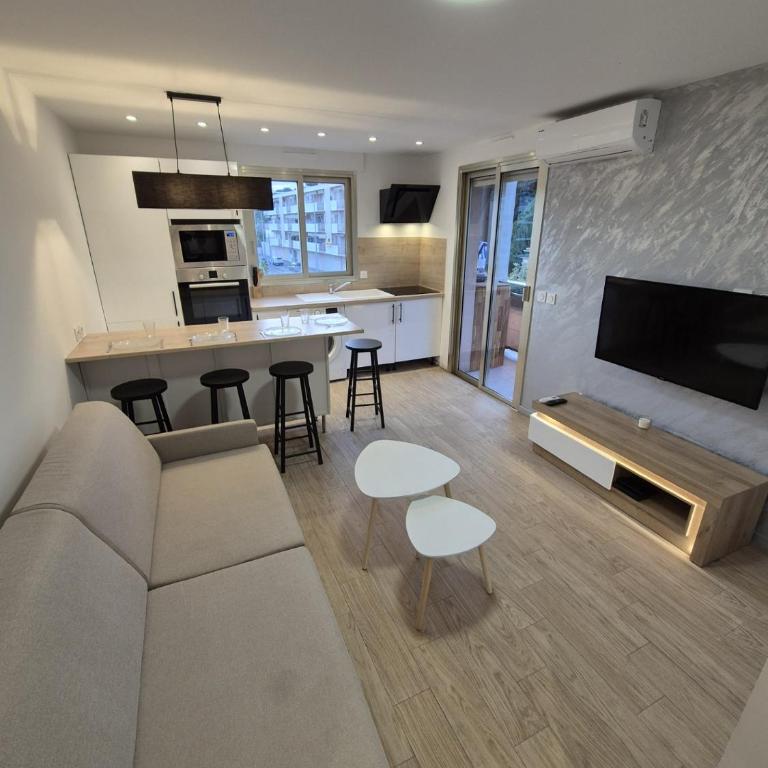 Charmant 2 pièces à proximité centre-ville et de la gare - Appartement 1 Chambre - 1