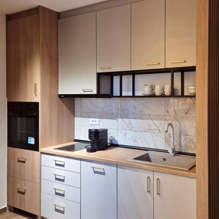 Forest Loft - One-Bedroom Apartment - 8