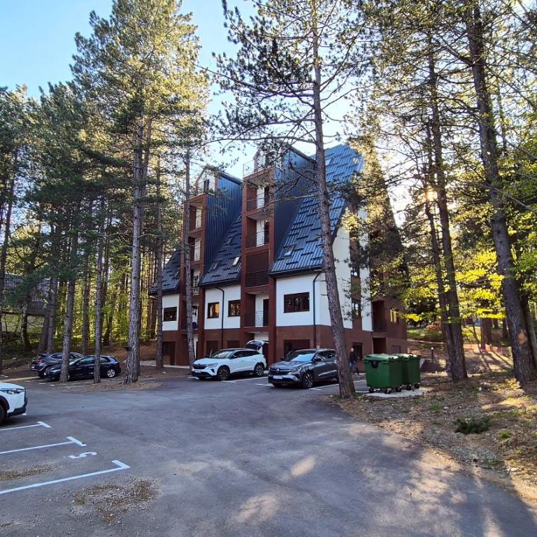 Forest Loft - One-Bedroom Apartment - 18