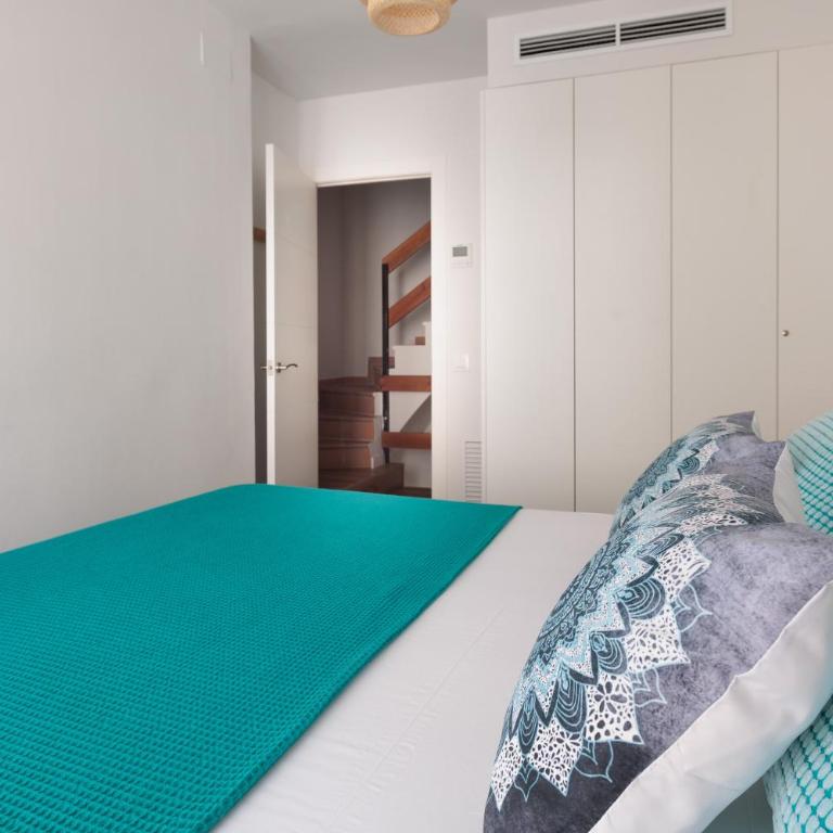 LETS HOLIDAYS CENTRIC HOUSE with PARKING - Casa de 3 dormitorios - 25