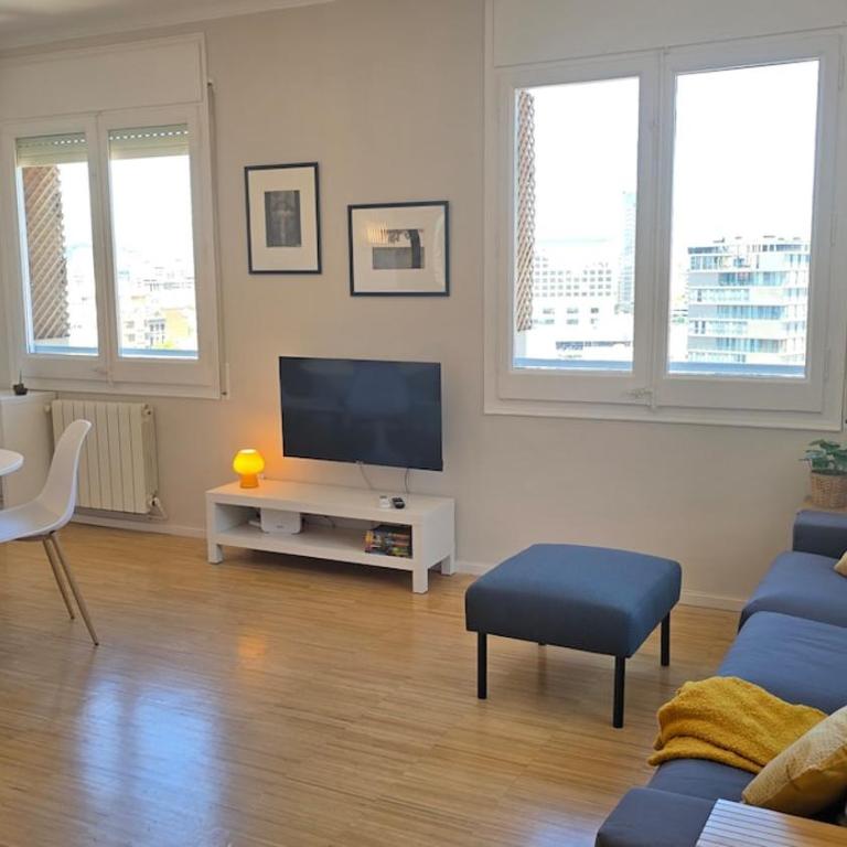 Opening Doors Montjuïc-Sants, bright and incredible views - Apartamento de 2 dormitorios - 14