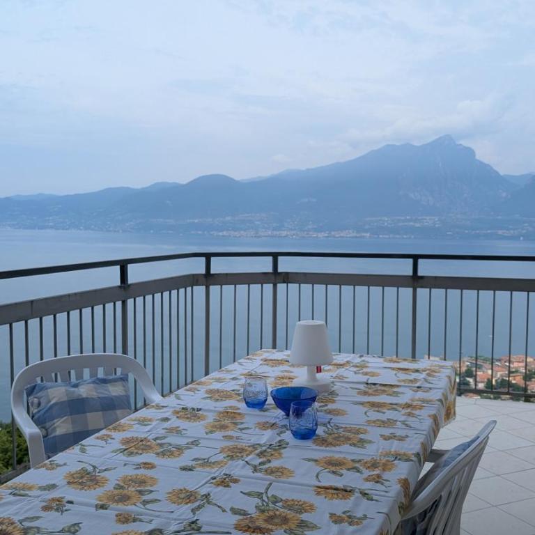 La Terrazza sul Garda - Three-Bedroom Apartment - 37