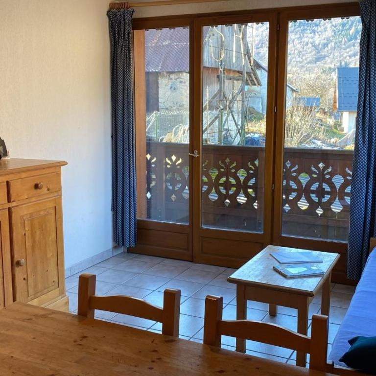Chalet de l'Ardoisière - Appartement 2 Chambres avec Vue sur la Montagne - 3