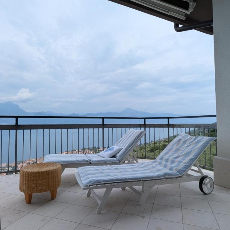 La Terrazza sul Garda - Three-Bedroom Apartment - 2