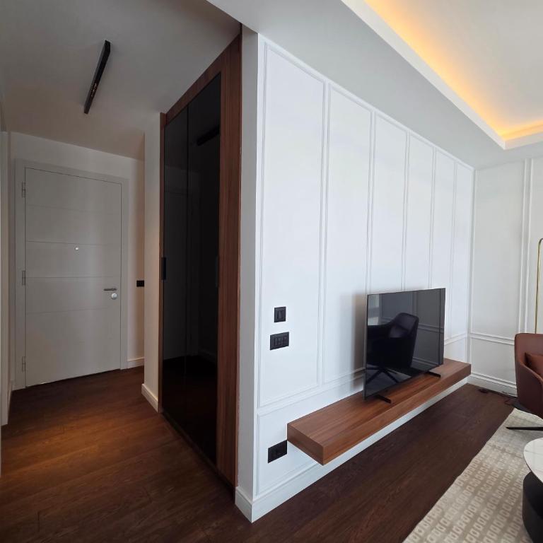 Paster Plaza deluxe apartments - Apartman s 2 Spavaće Sobe sa Balkonom i Terasom - 2
