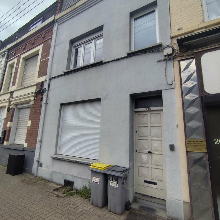 Chambre privé dans une maison avec terrasse et jardin salles de bain partagées - Chambre Double Standard avec Salle de Bains Commune - 2
