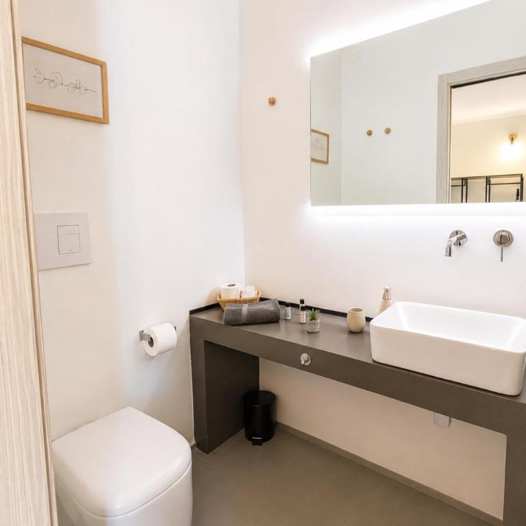 Ruoni Modern Rooms - Posizione strategica tra Santa Teresa, Palau e La Maddalena - Camera Matrimoniale Deluxe - 14