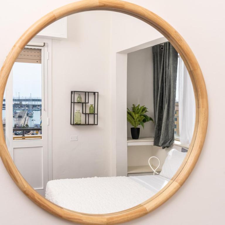 Porto Mediceo - Double Room with Balcony and Sea View - 9
