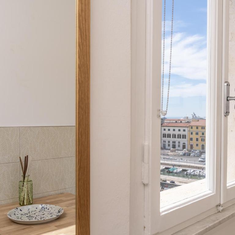 Porto Mediceo - Double Room with Balcony and Sea View - 4