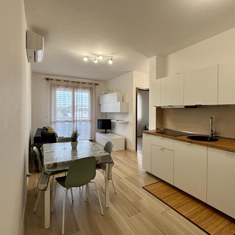 Pino Verde - Appartamento con 2 Camere da Letto - 12