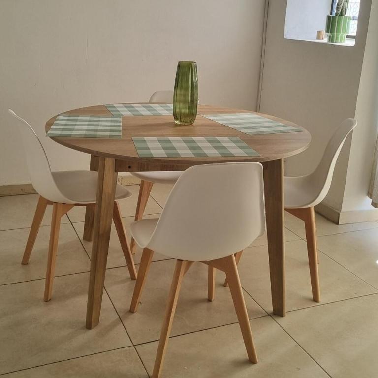 Casa en el centro de Remedios de Escalada - Apartamento de 1 dormitorio - 8