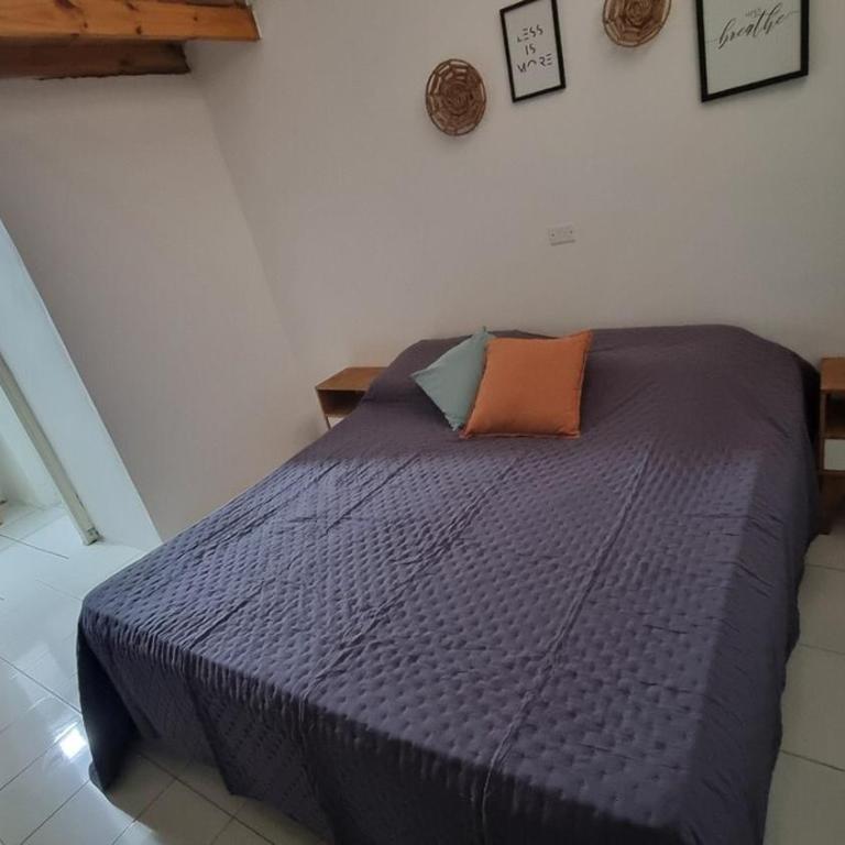 Casa en el centro de Remedios de Escalada - Apartamento de 1 dormitorio - 9