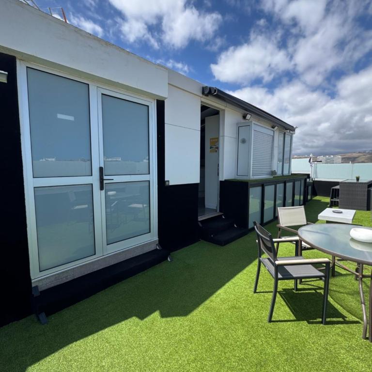 Atico con gran terraza - Apartamento de 1 dormitorio - 20