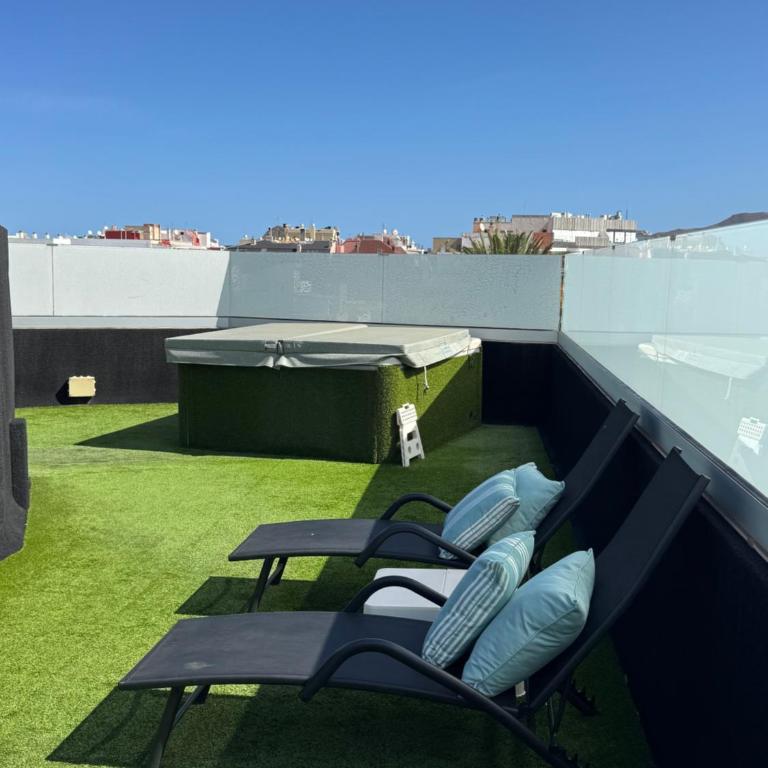 Atico con gran terraza - Apartamento de 1 dormitorio - 26