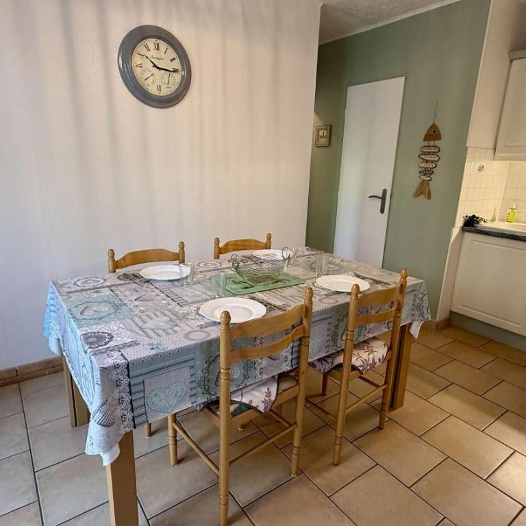 Bel appartement climatisé avec grande terrasse proche port - GN250-073 - Apartamento de 1 dormitorio - 1