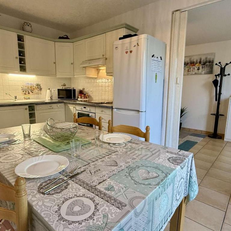 Bel appartement climatisé avec grande terrasse proche port - GN250-073 - Apartamento de 1 dormitorio - 7