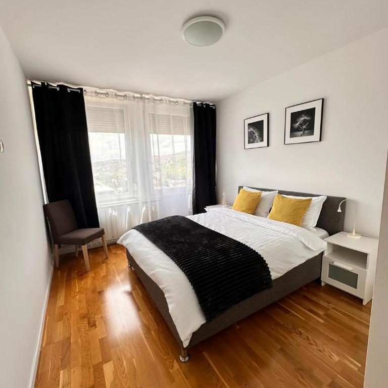 Dvor Center Apartment,14th Floor City View - Two-Bedroom Apartment - 3