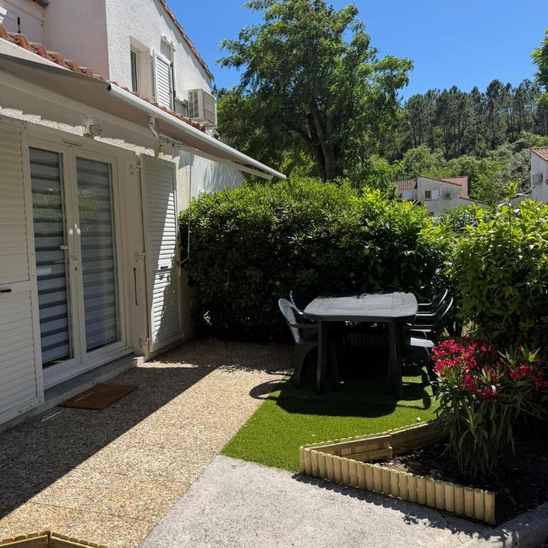 L Ecrin de la Napoule piscine plage à pied clim - Maison 2 Chambres - 42