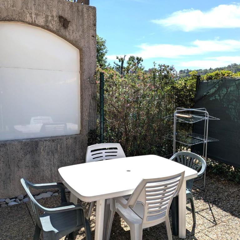 Résidence Cap Azur Maison N° 106 - Maison de Vacances - 25