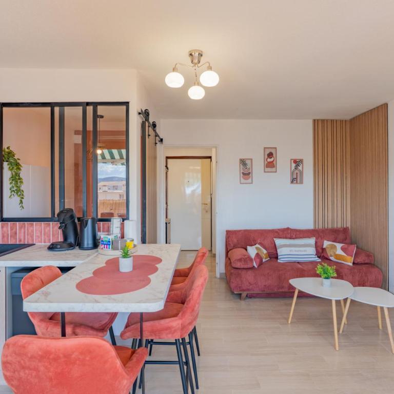 COSY WAVES T1 bis centre Saint-Raphaël Plages, gare à pied, terrasse & parking - Apartment mit 1 Schlafzimmer - 5