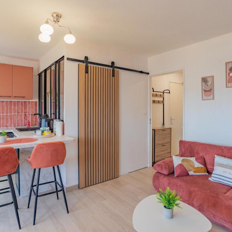 COSY WAVES T1 bis centre Saint-Raphaël Plages, gare à pied, terrasse & parking - Apartment mit 1 Schlafzimmer - 12