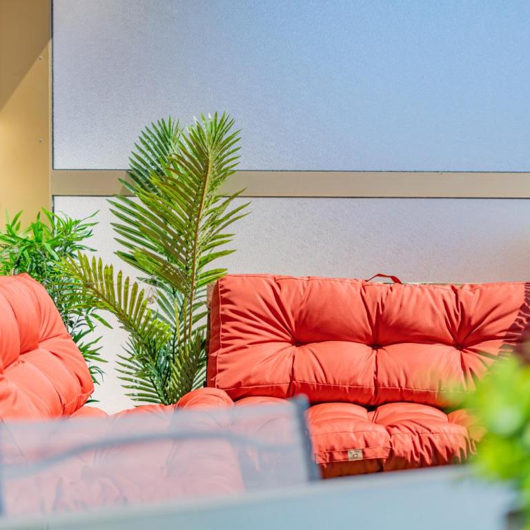 COSY WAVES T1 bis centre Saint-Raphaël Plages, gare à pied, terrasse & parking - Apartment mit 1 Schlafzimmer - 30