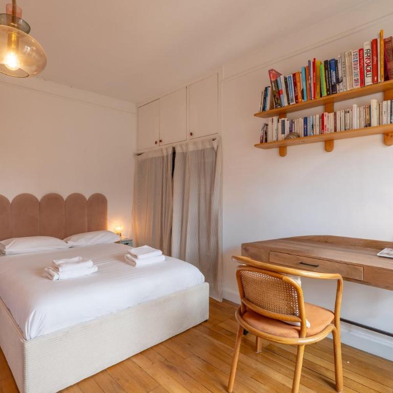 Charming 1BR Top Floor in Montmartre with Elevator - Appartement - 5