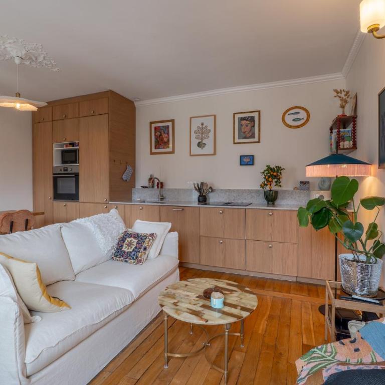 Charming 1BR Top Floor in Montmartre with Elevator - Appartement - 2