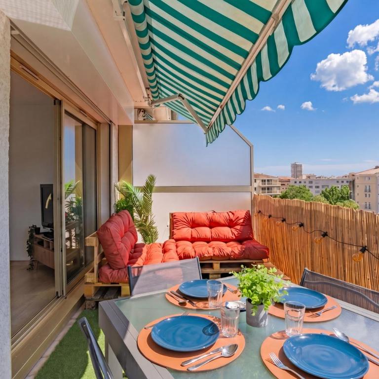 COSY WAVES T1 bis centre Saint-Raphaël Plages, gare à pied, terrasse & parking - Apartment mit 1 Schlafzimmer - 36