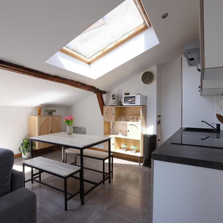 Appartement lumineux tout équipé - Appartement 2 Chambres - 10