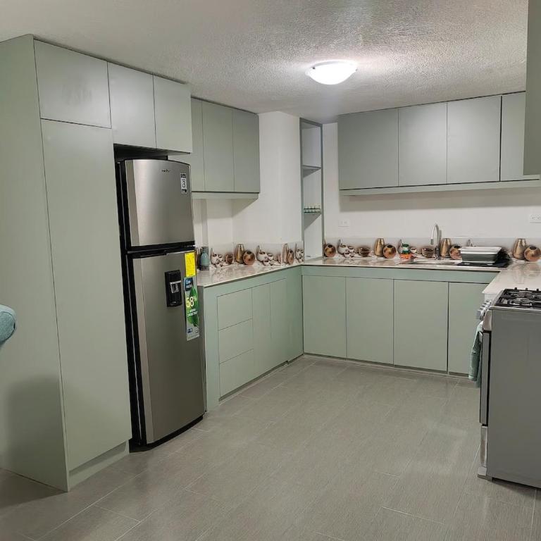 Mint & Cozy Apartment - Two-Bedroom Apartment - 8