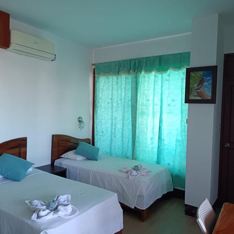 Vami's House Suites - Two-Bedroom Apartment - 6